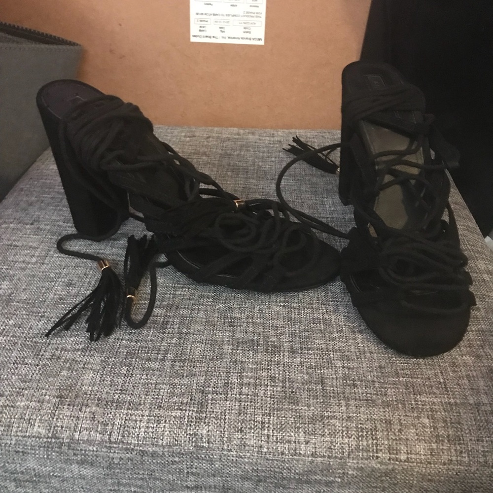Black lace up heels WILL TAKE OFFERS!!